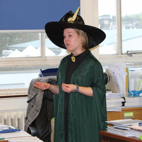 70B80BCE-DD29-70DF-D0358EA89FF88C21