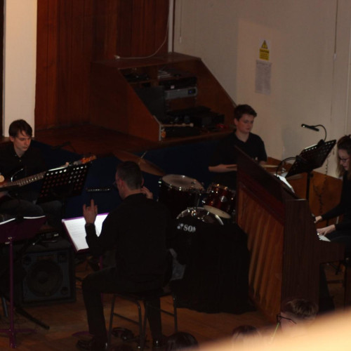 FE496153-9586-1B33-1B25F9FB58943714-1