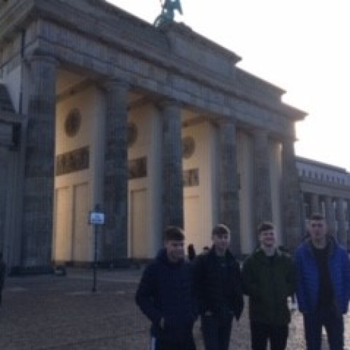 9D7C52F3-B237-617D-BABC1F45AD6178C4