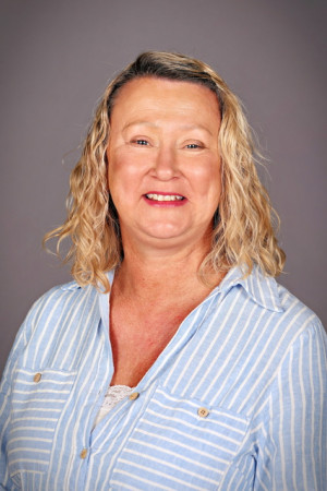 STAFF - Lindsey Seddon