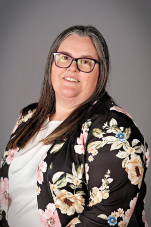 STAFF - Emma Leonard